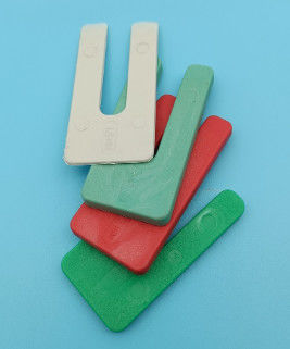 75 mm x 5 mm plastic verpakkers U-vormige plastic bouwverpakkers